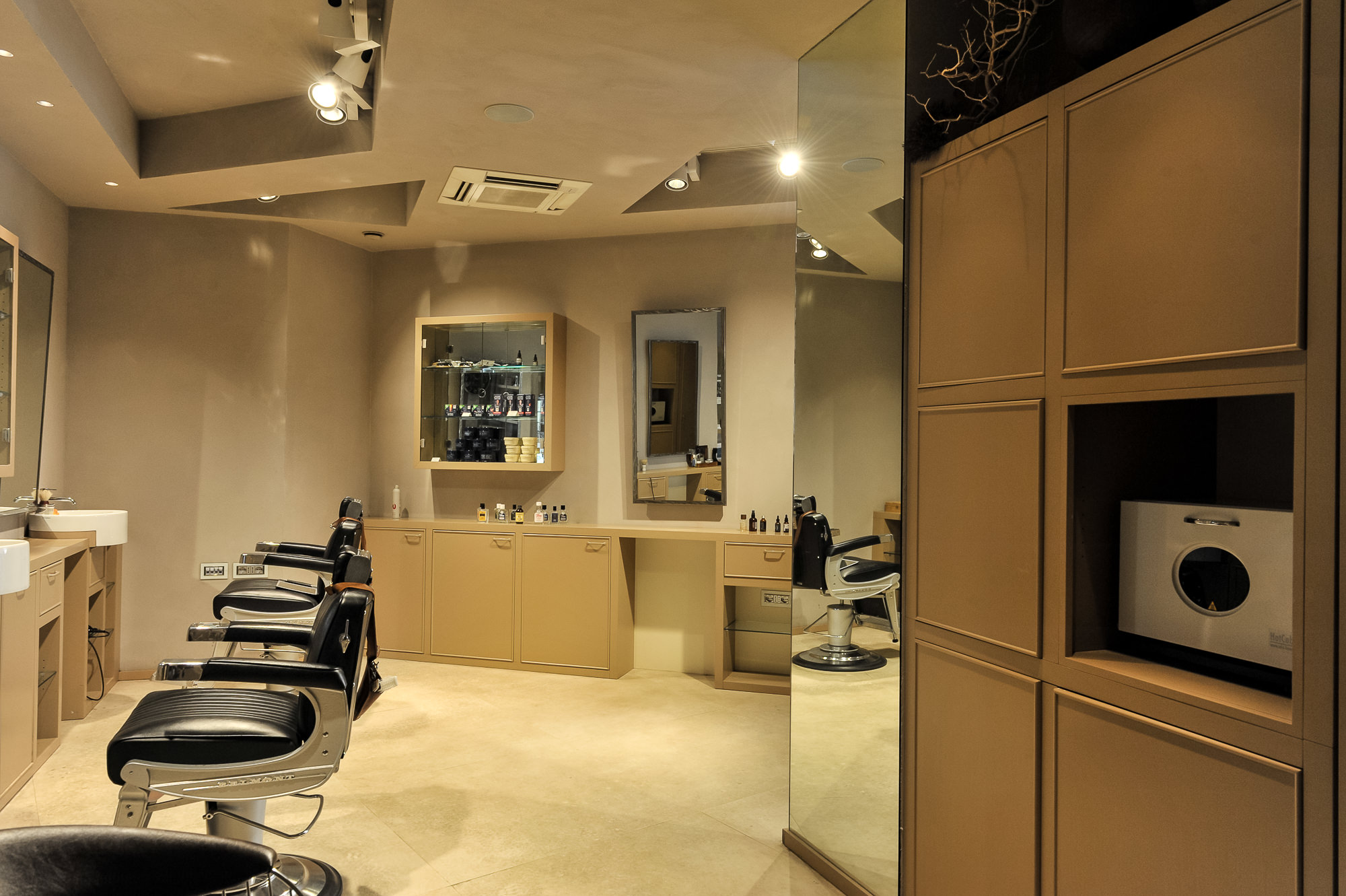 CCT_Mobili_arredamento_barberia_aspera_1230