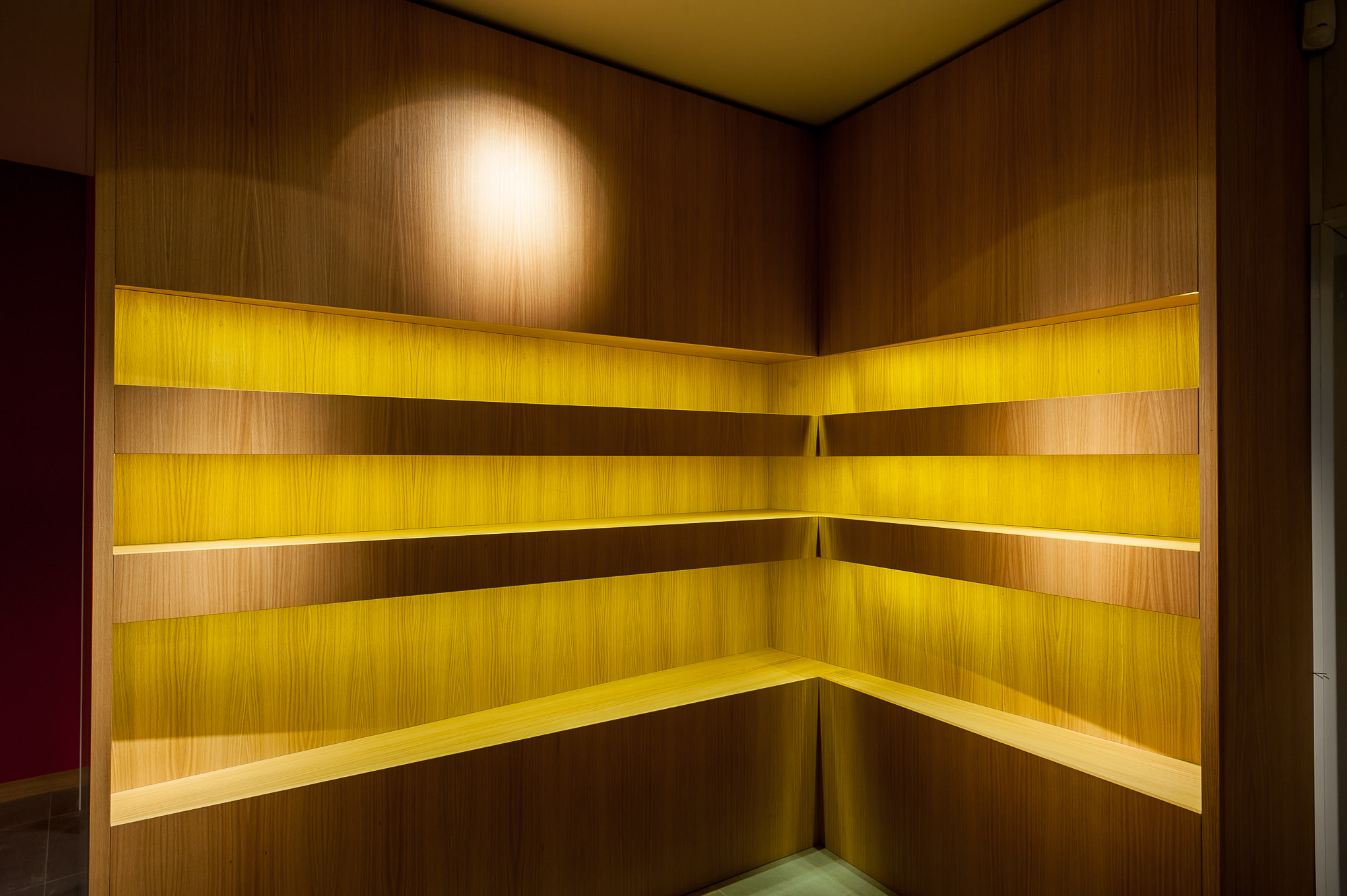 CCT Mobili arredamento slam store genova